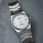 ⁦ساعة تيسوت PRX أوتوماتيك أبيض فضي أصلية - Tissot PRX Powermatic 80 Silver White Dial Watch⁩ - الصورة ⁦3⁩