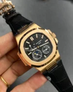 ⁦باتيك فيليب نوتيلوس رمادي جلد أسود - Patek Philippe Nautilus Gray Dial Black Leather⁩ - الصورة ⁦5⁩