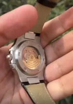 ⁦باتيك فيليب نوتيلوس أزرق جلد طبيعي - Patek Philippe Nautilus Blue Dial Leather⁩ - الصورة ⁦3⁩