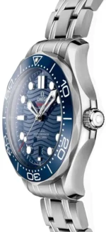 ⁦أوميجا سي ماستر دايفر 300M - Omega Seamaster Diver 300M Blue Wave Dial Steel⁩ - الصورة ⁦3⁩